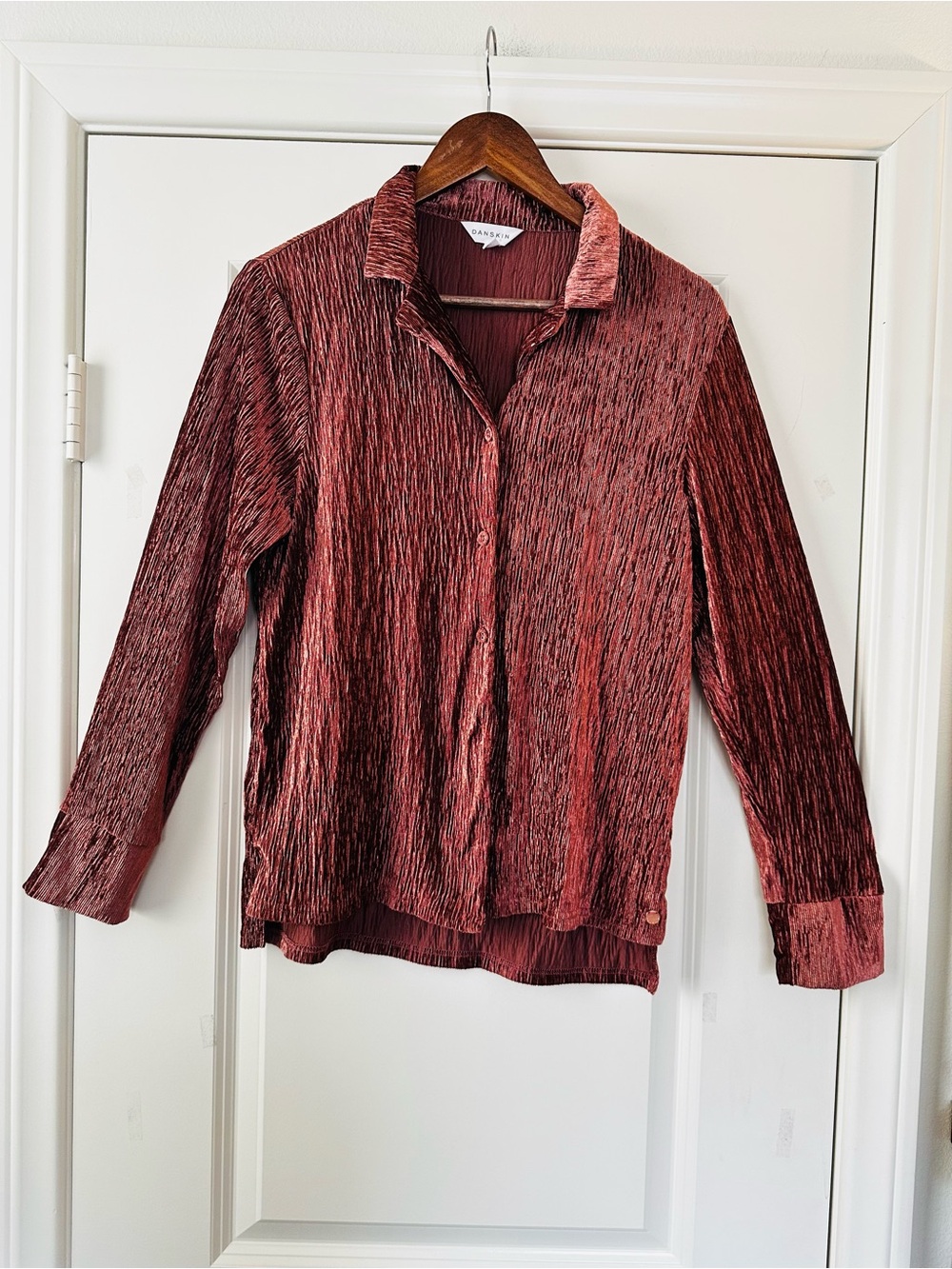 Burnt Coral Crinkle Velvet Button Down Shirt Elevated Basic Fall Danskin Large